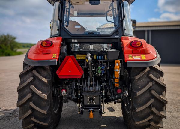 Used TAFE 7515 Tractor (with cab)